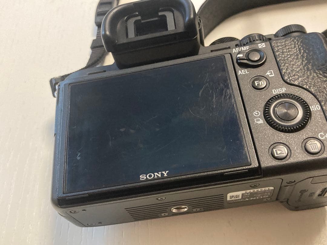 【美品】ソニー SONY α7 Ⅱ (バッテリー3個、ストラップ、充電器付き)