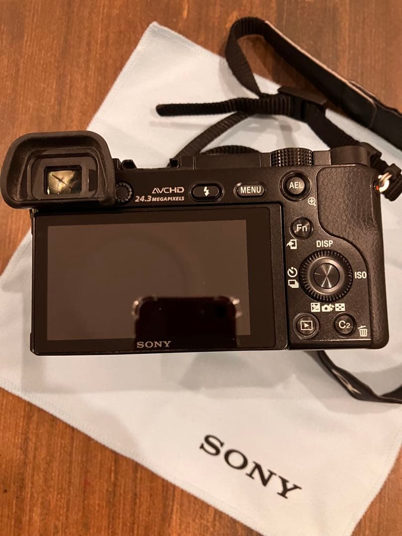 SONY α6000 ミラーレス一眼　E 16-50mm