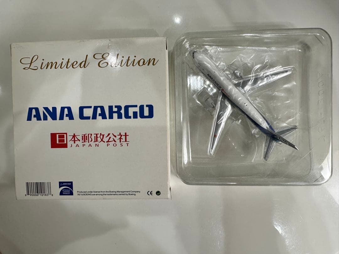 ANA/日本郵政公社 B767-381F 1:400ダイキャストモデル