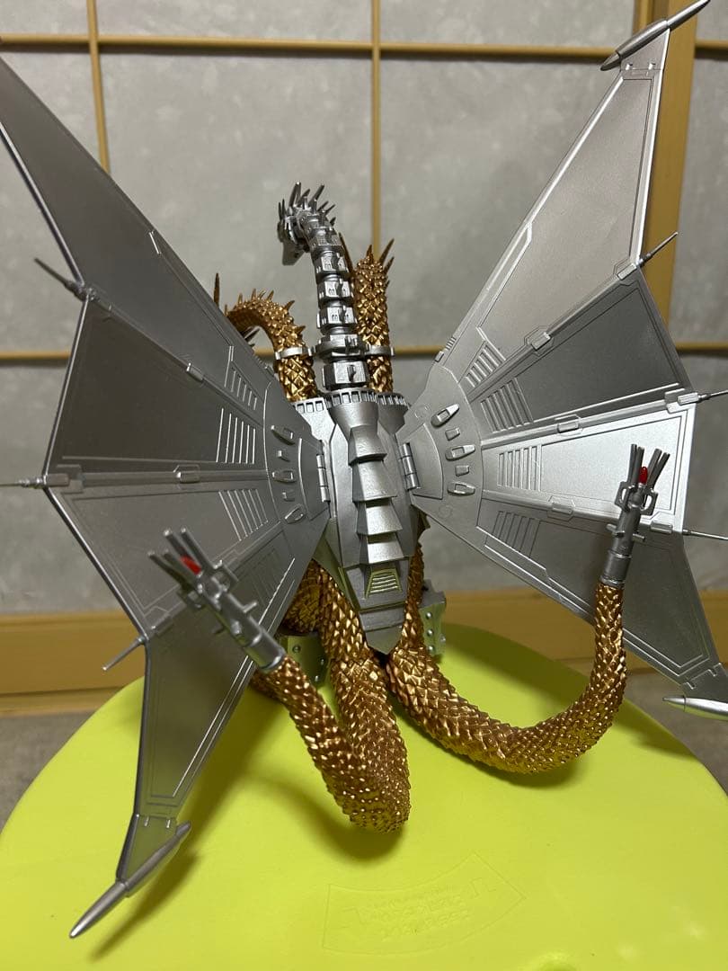 ⚠️注【両翼細突起部補修有/処分価格‼️】東宝怪獣コレクション「メカキングギドラ」