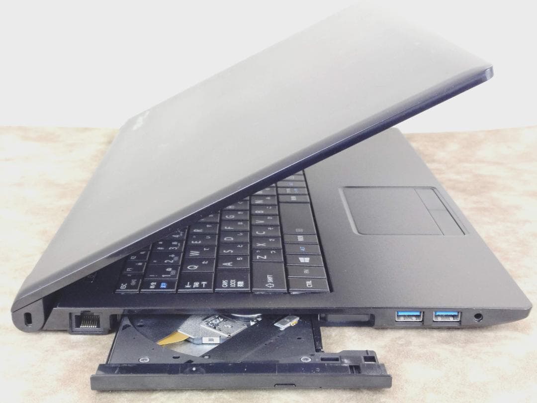 【特価】TOSHIBA Dynabook B65/DN 15.6インチ