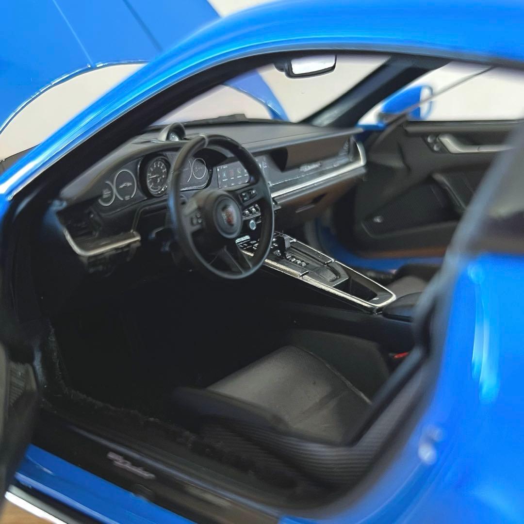 【美品 完売】1/18 ミニチャンプス ポルシェ 911 ダカール 2022