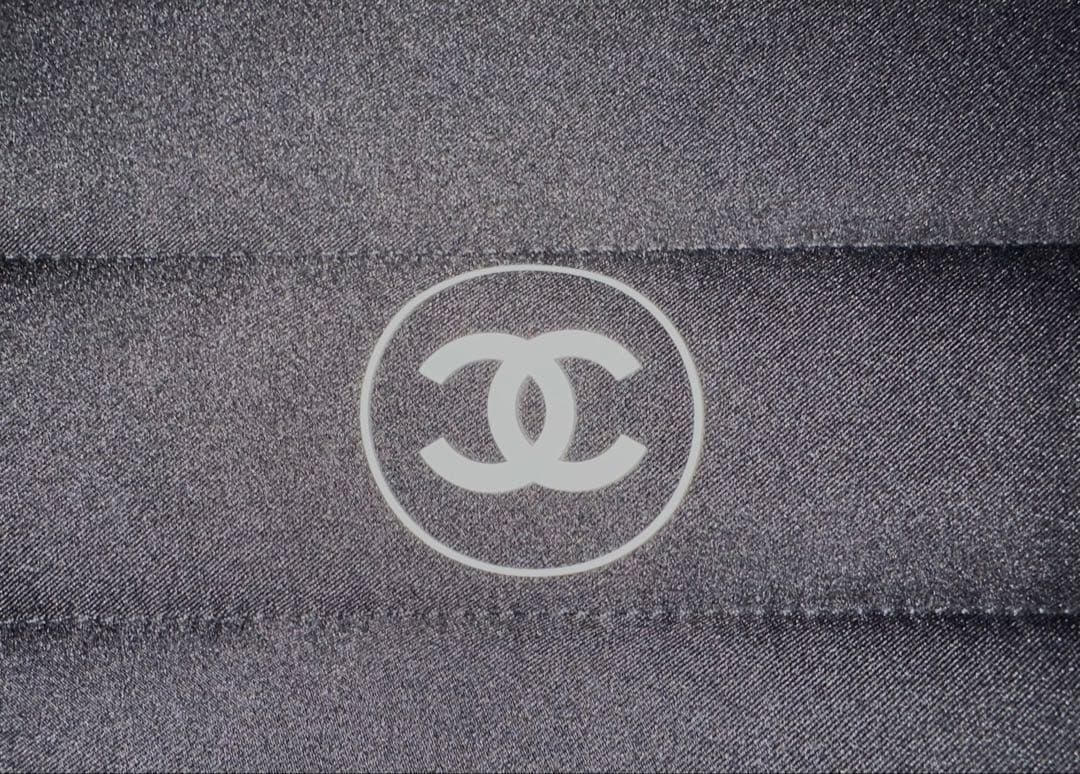 CHANEL ブラックノートPCケース　2
