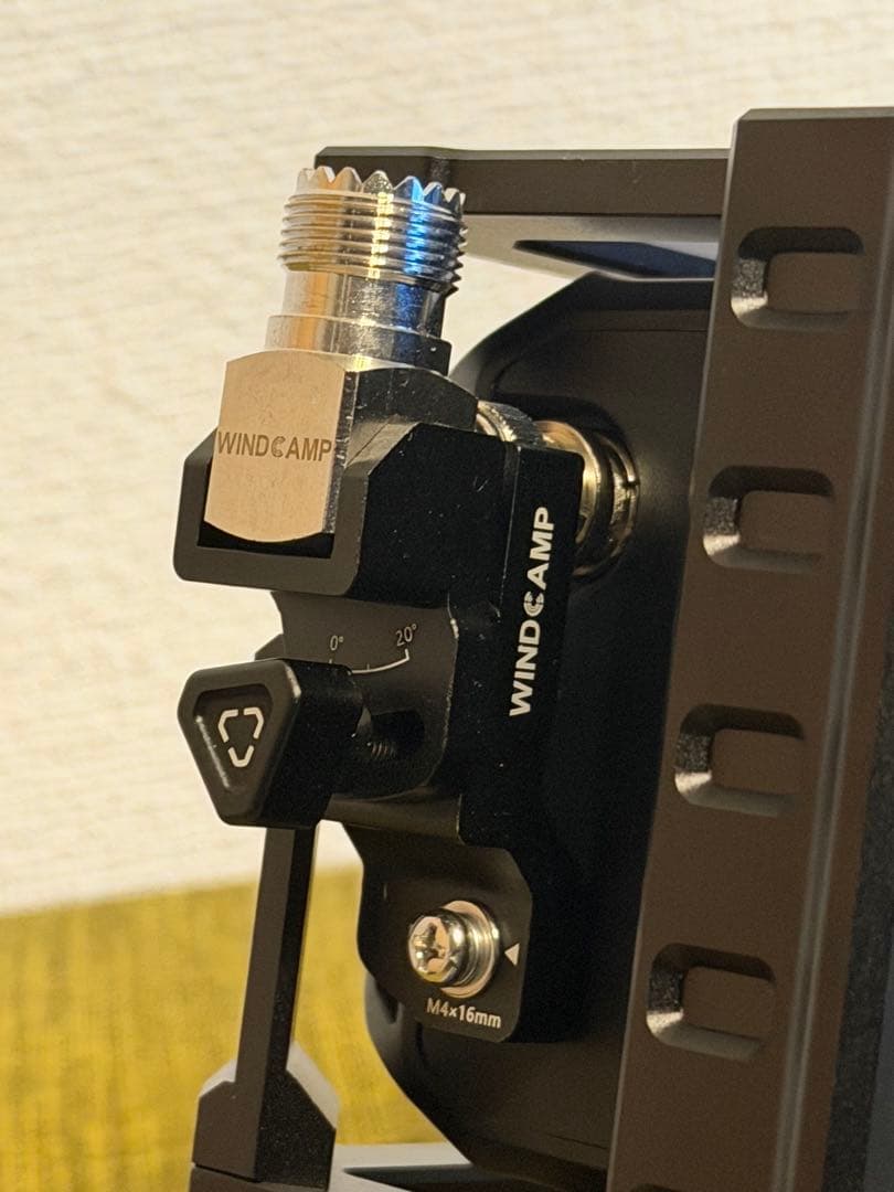 【美品】ICOM IC-705 Wind Campクレードル付き