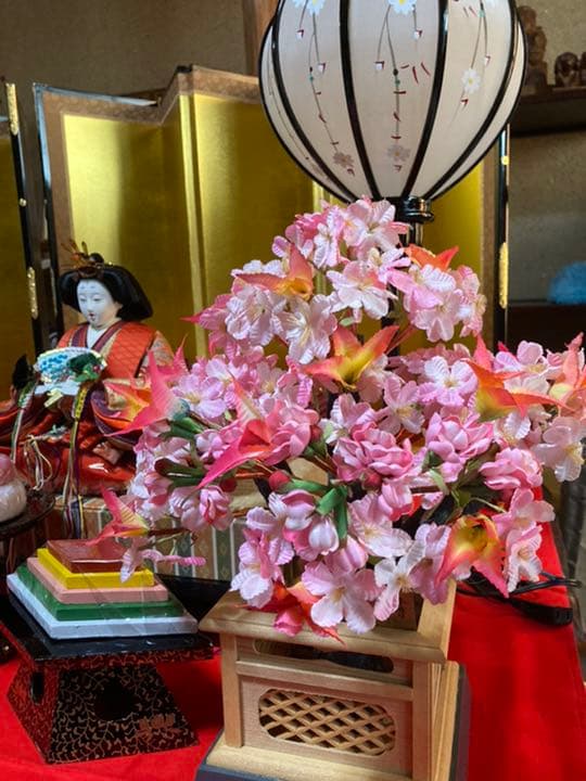 ひな人形
