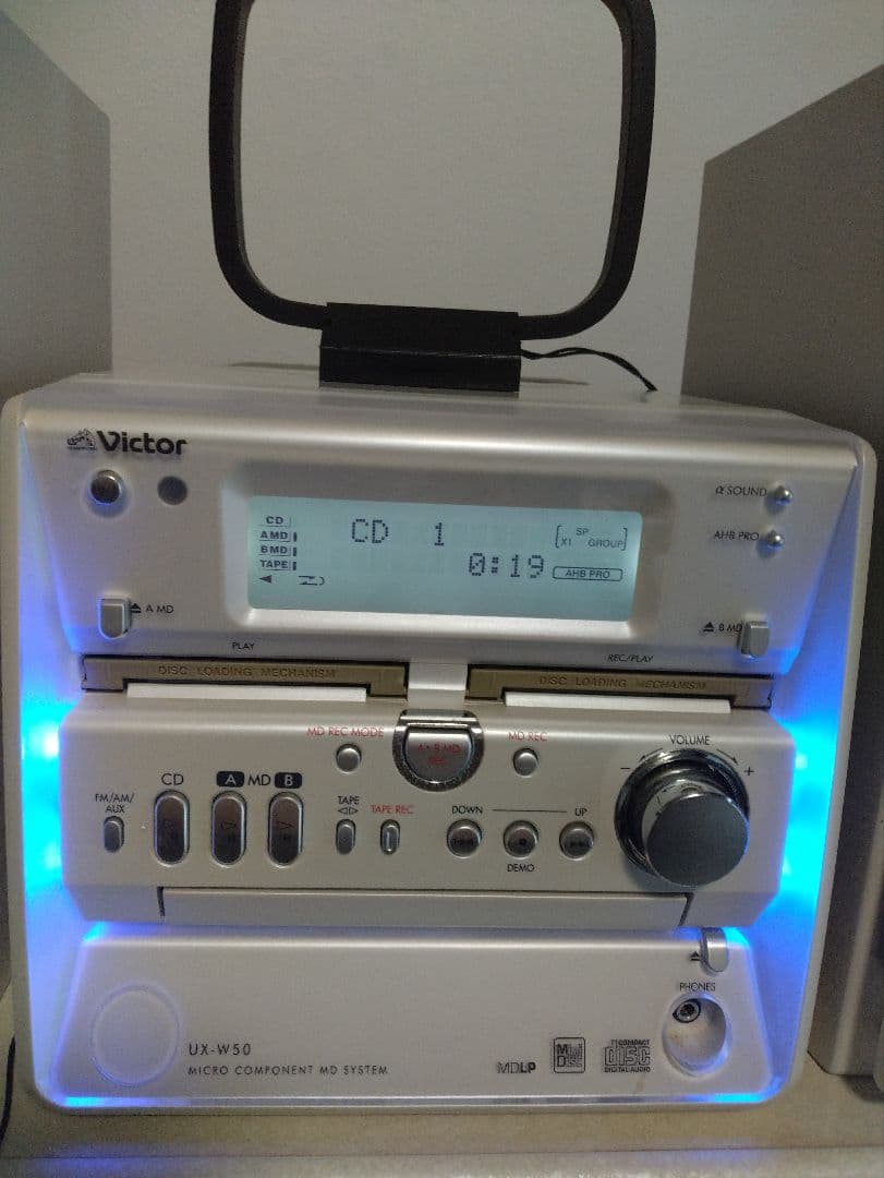 ビクター　ミニコンポ UX-W50　【CD、ダブルMD、カセットテープ】稼働品