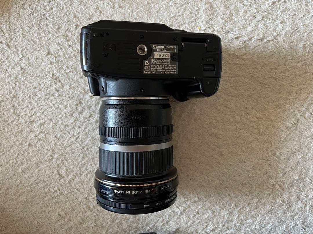 Canon デジタル一眼レフカメラ　DS126071 ジャンク品