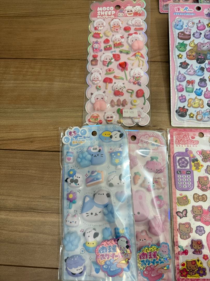更新【正規品】ディズニープーさん、クラシック、たまごっち、サンリオ第二弾等60点