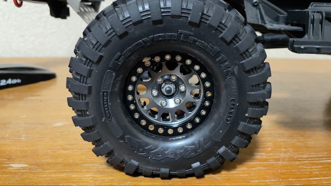 トラクサス TRX4 Ford Raptor クローラー