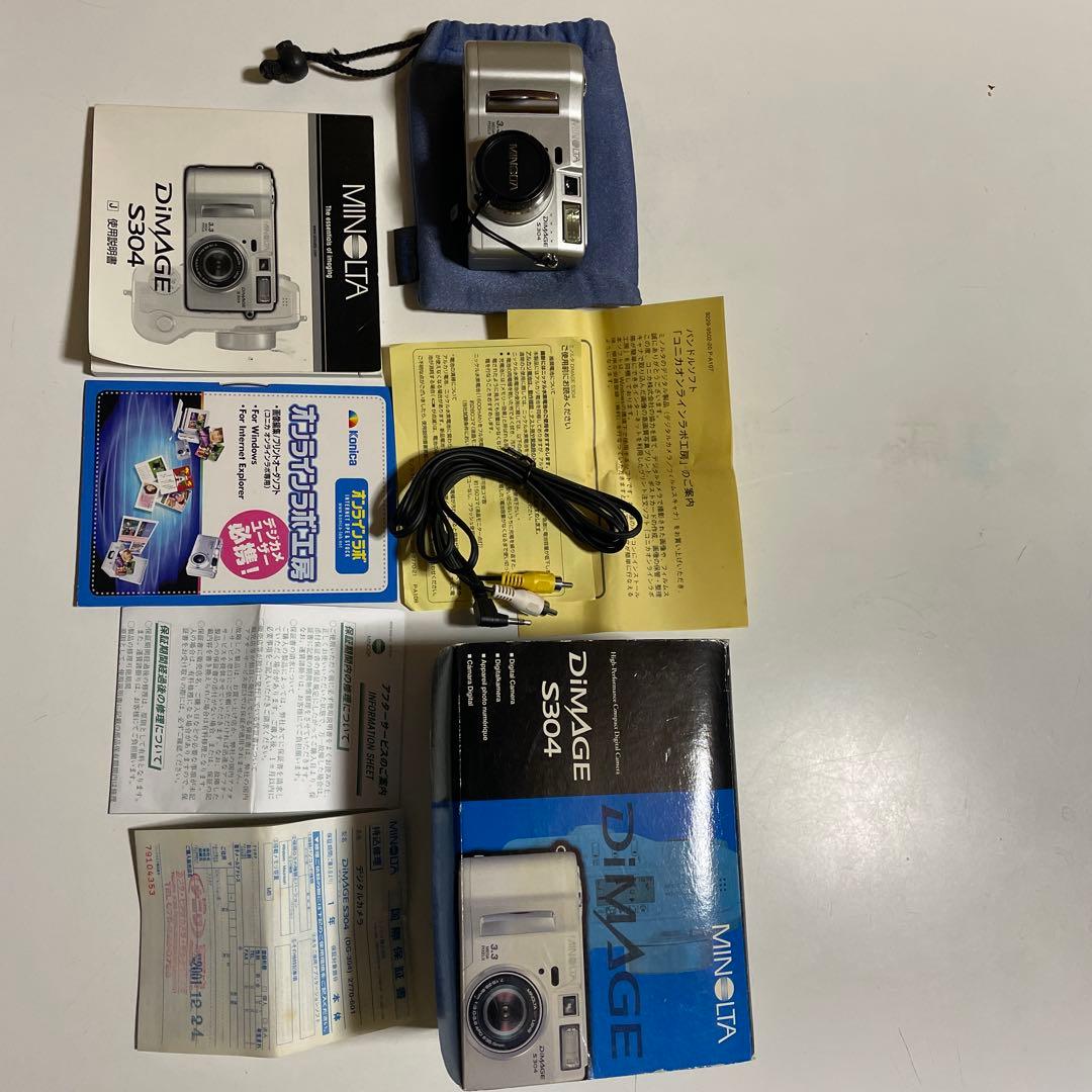 MINOLTA DIMAGE S304 コンパクトデジタルカメラ　(レア物)
