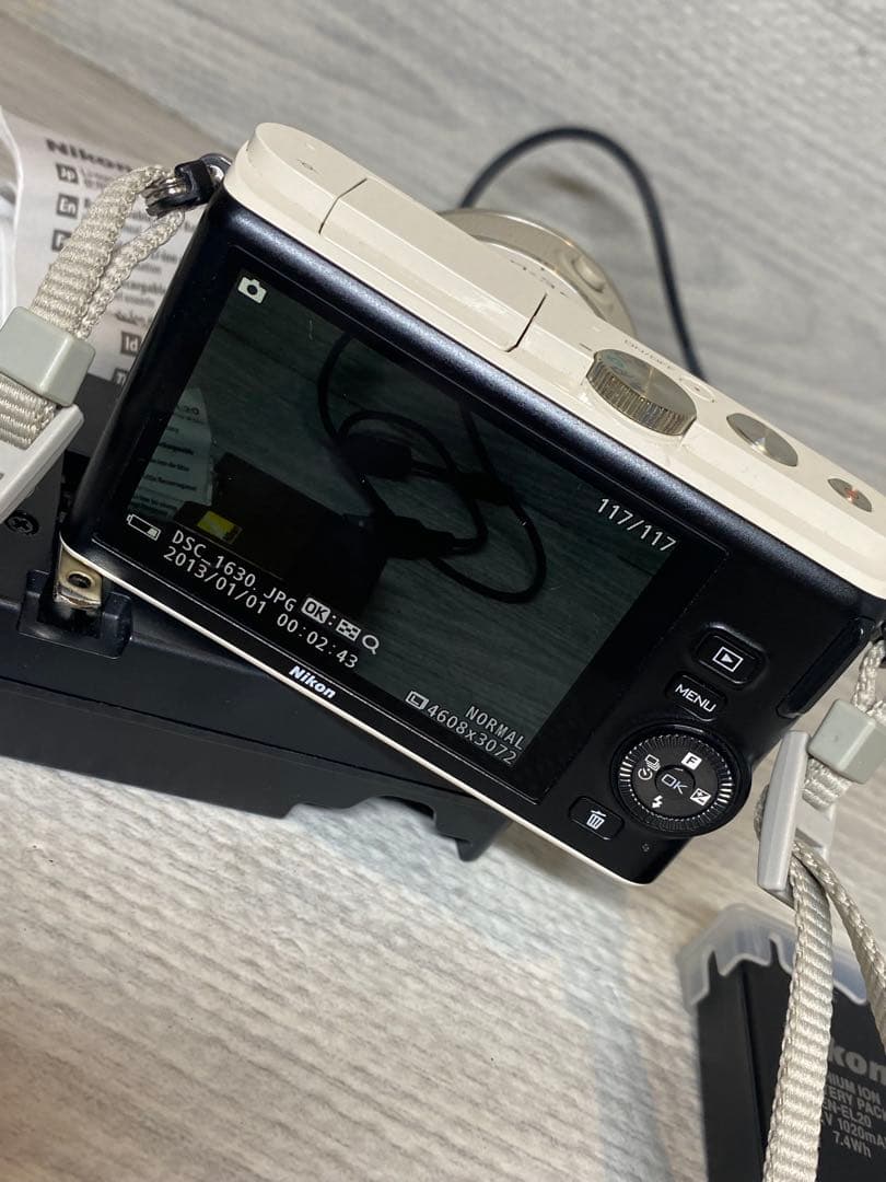 【ジャンク品】Nikon 1 J3Zoom Lens Kit ミラーレス一眼