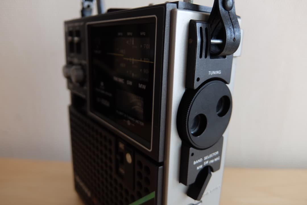 【動作品】SONY ICF-5500A スカイセンサー5500A ACアダプタ付
