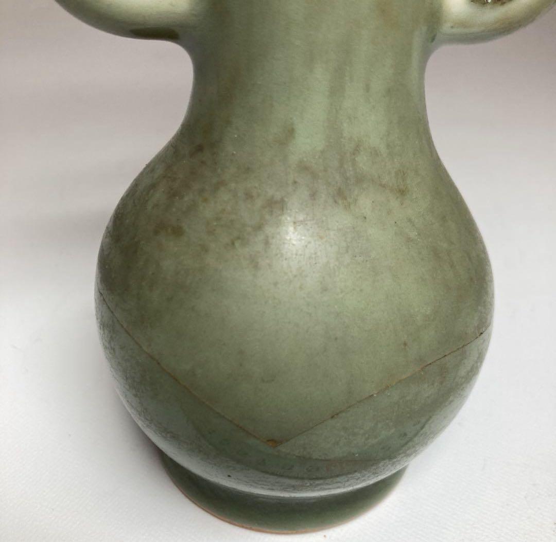 中国龍泉青磁の花入 高さ17cm