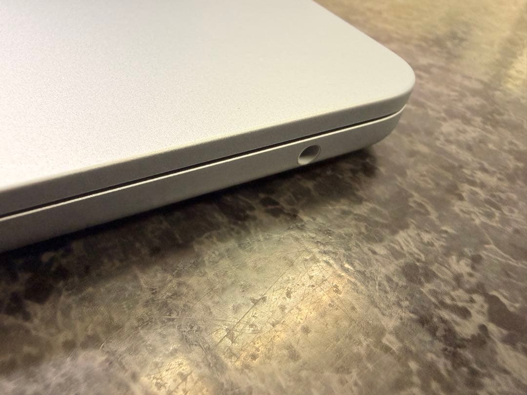 MacBookAir 15in M4 24GB 512充3回100%おまけ有