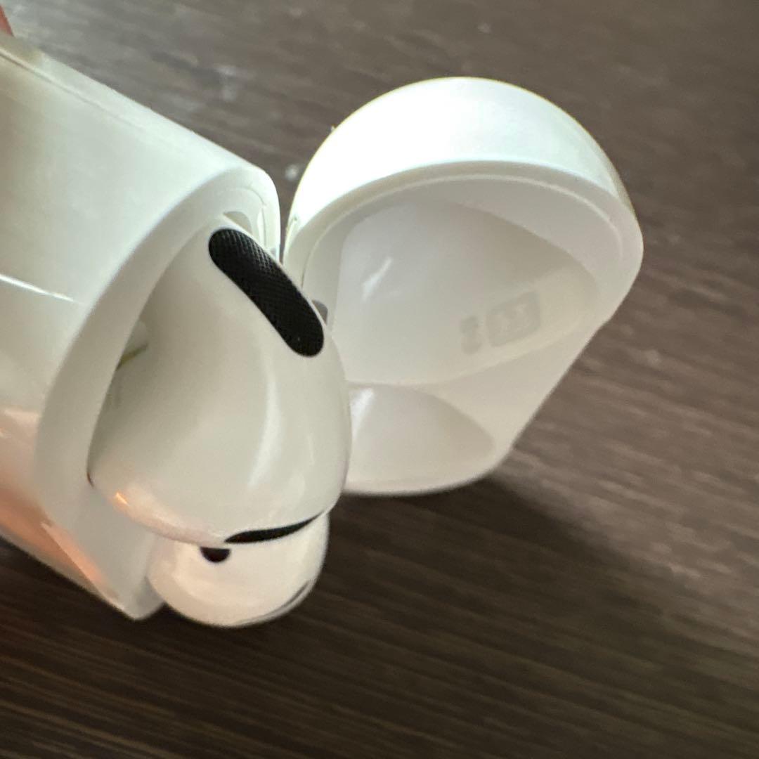 、*る様 即買いOK‼️ AirPods 4 美品
