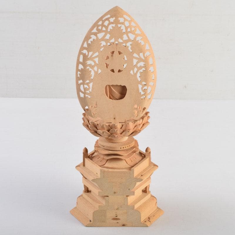 仏教美術　桧彫刻　釈迦如来座像　仏像　蓮華台　C　8870