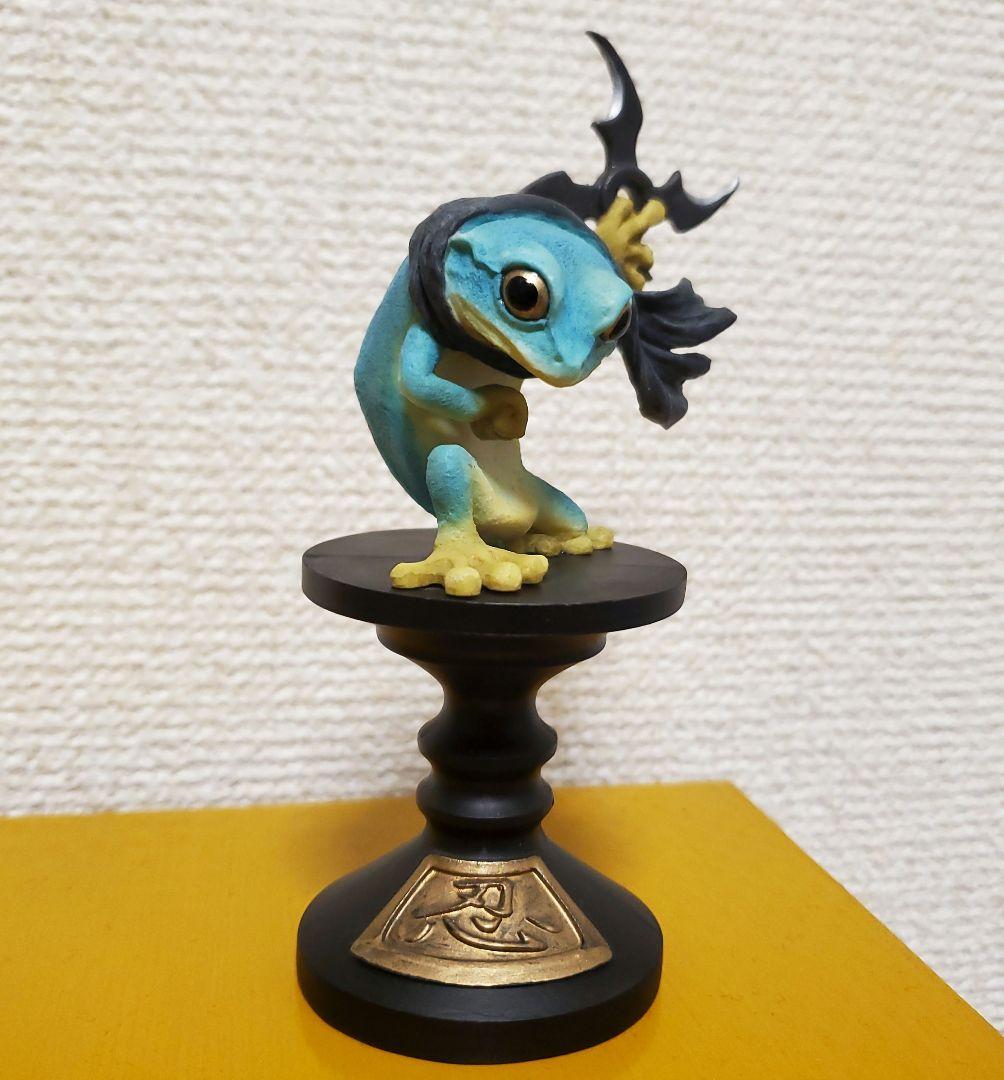 アマガエル（青色個体）　フィギュア　忍者　風魔手裏剣