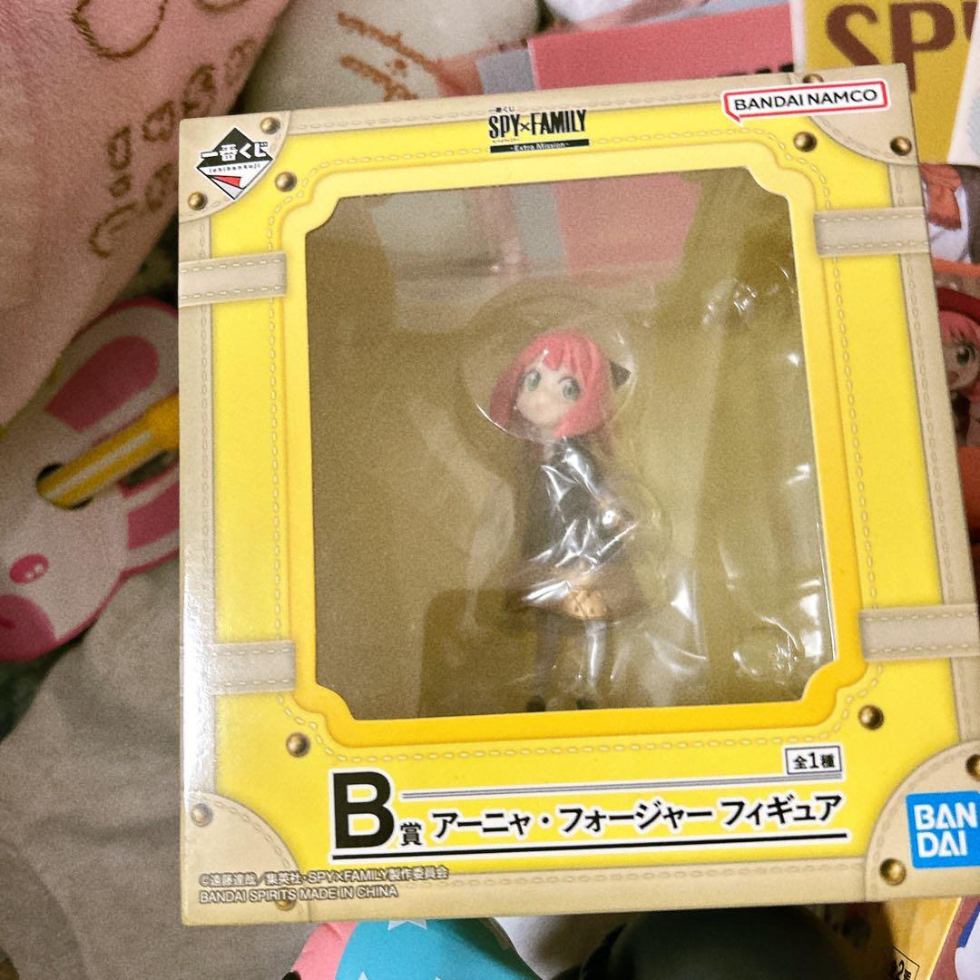 SPY×FAMILY まとめ売り　フィギュア　クリアファイル　スパイファミリー
