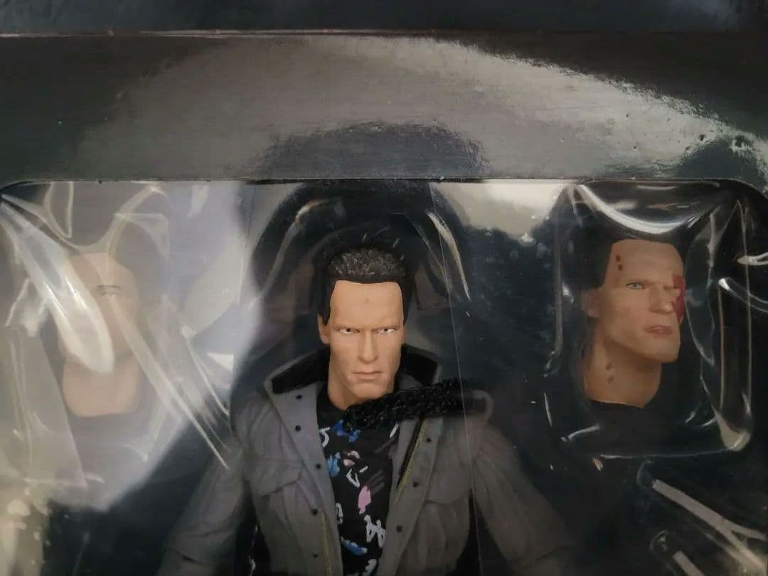 【新品】NECA フィギュア ターミネーター T-800