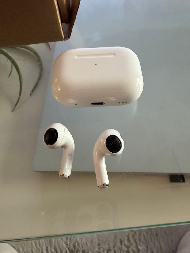 h*a様 【整備済み品】 Apple AirPods Pro (第2世代) (整