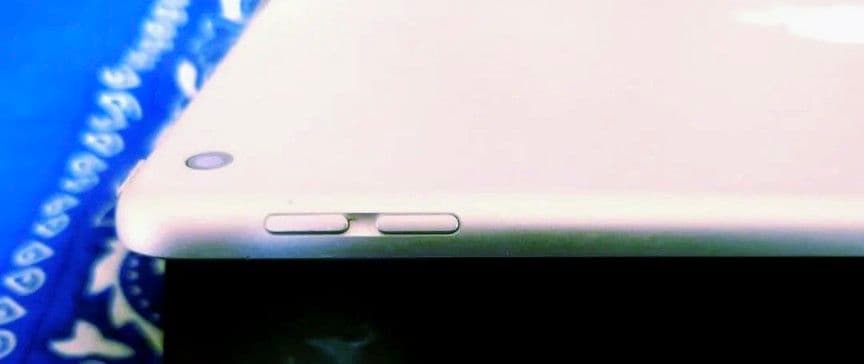 J*e様 【ジャンク】 iPad 第8世代 バッテリー交換必要 OS ver.2
