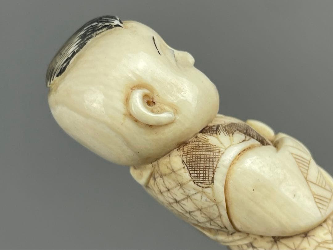 時代根付 極上細密彫り白材マンモス牙製 作家物 中国美術 天然素材 唐子 男の子