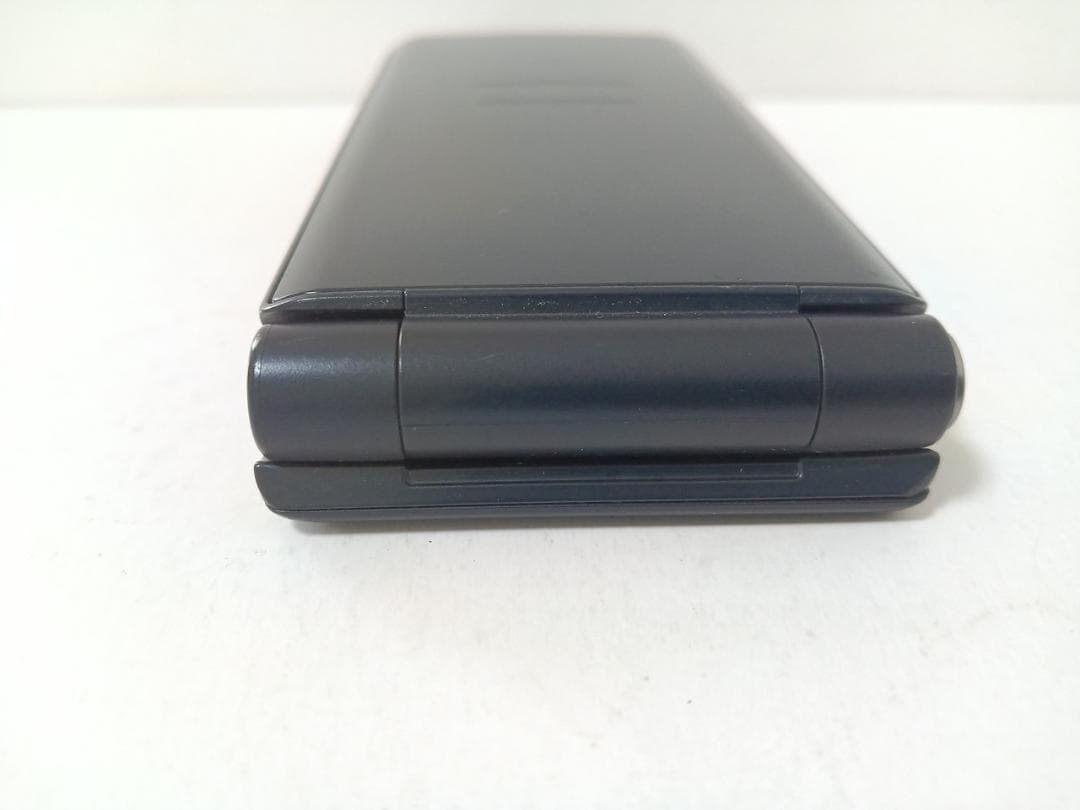 ☆ docomo arrows ケータイ ベーシック F-41C ネイビー