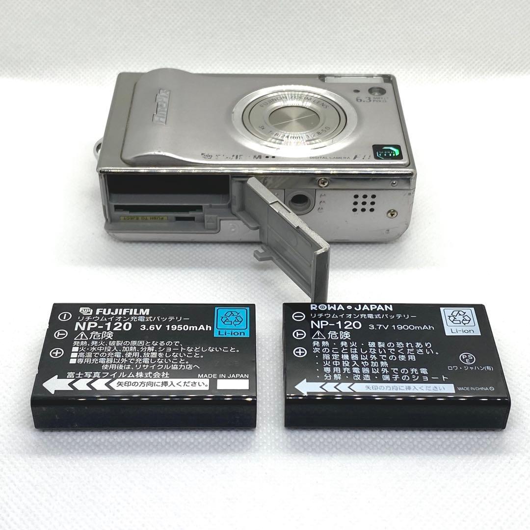【動作品】FUJIFILM FinePix F11 コンパクトデジタルカメラ