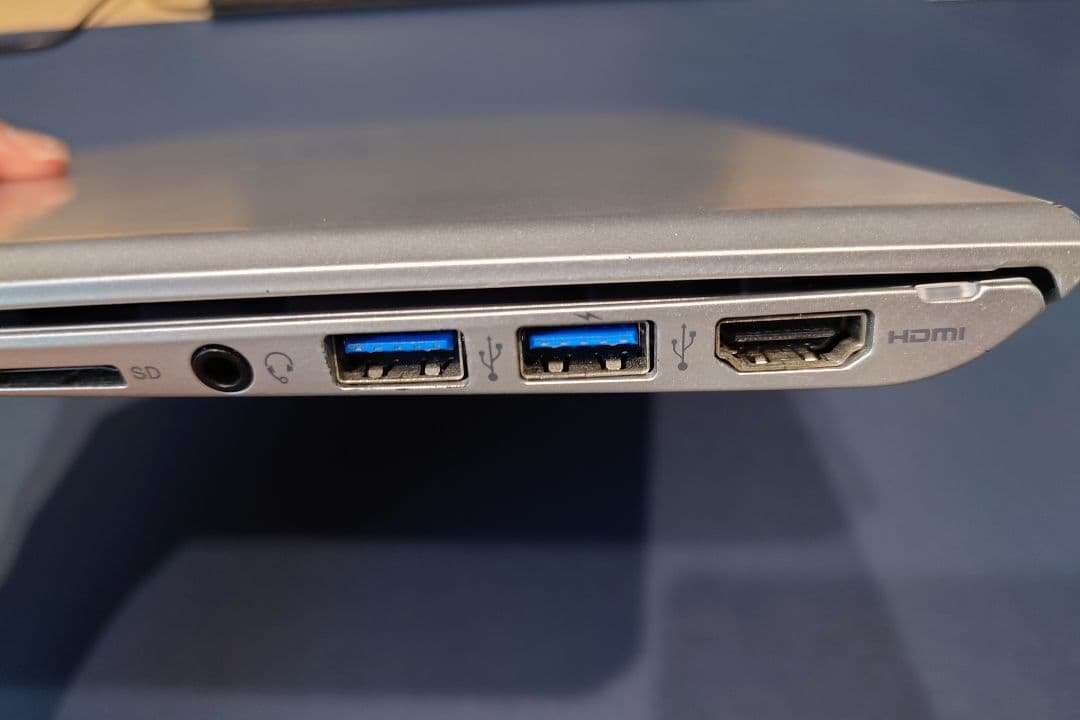 Windowsノート本体 SONY VAIO Pro 13 SVP132A2CN