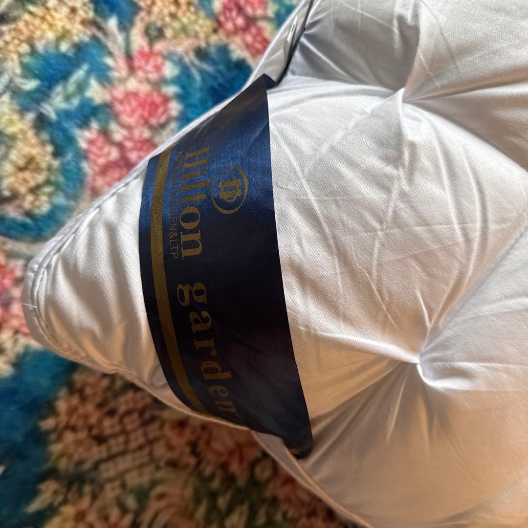 Hilton Garden ピンタックデザイン枕・ピロー