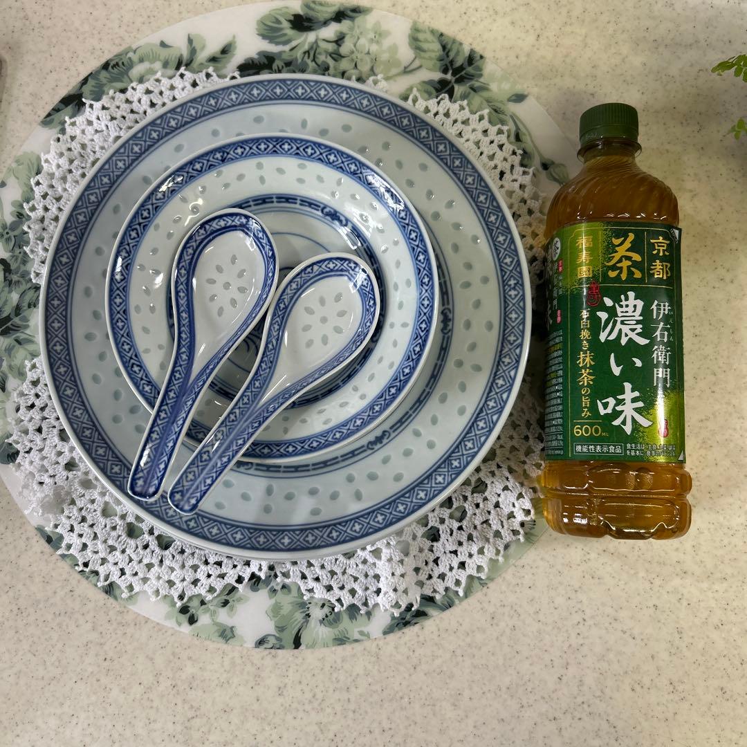 ★ 新品　中国陶器　景徳鎮　蛍　透かし模様　大皿2枚　取り分け小鉢５個　蓮華2本