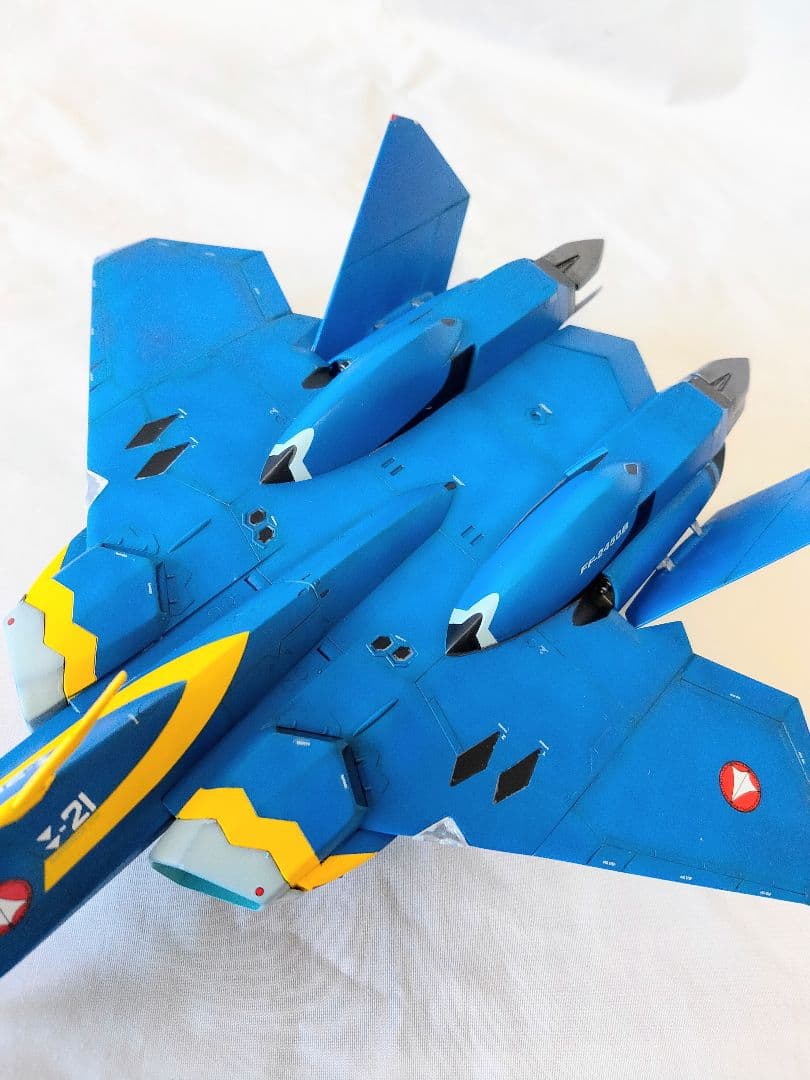 1/72 マクロスプラス YF-21 完成品プラモデル
