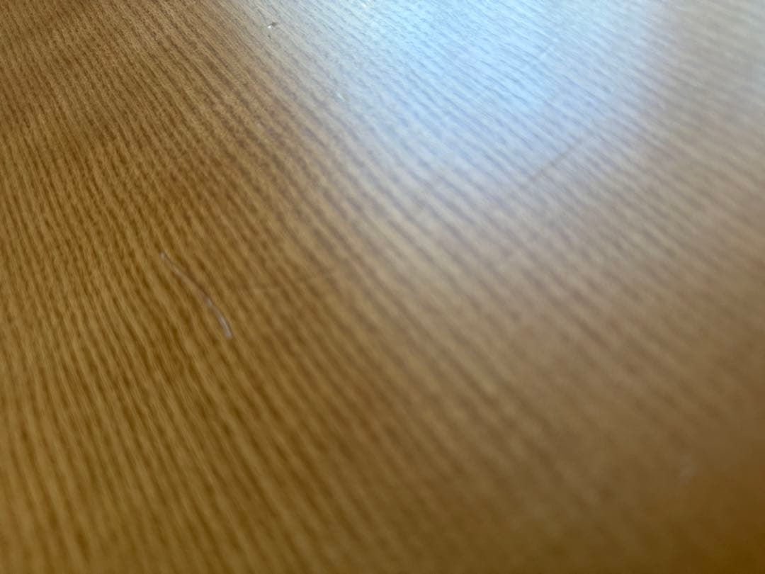 木製のデスク　引出し2箇所