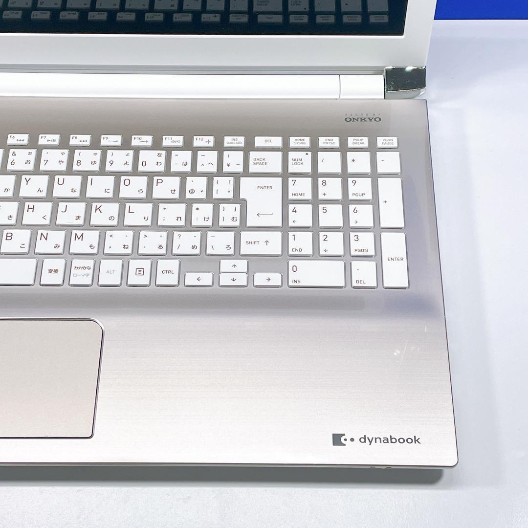 書類作成や在宅ワークにも✨快適SSD✨Windows11薄型ノートPCカメラ付