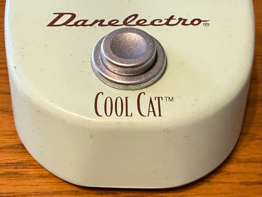 Danelectro Cool Cat Chorus 18v ACアダプタ付