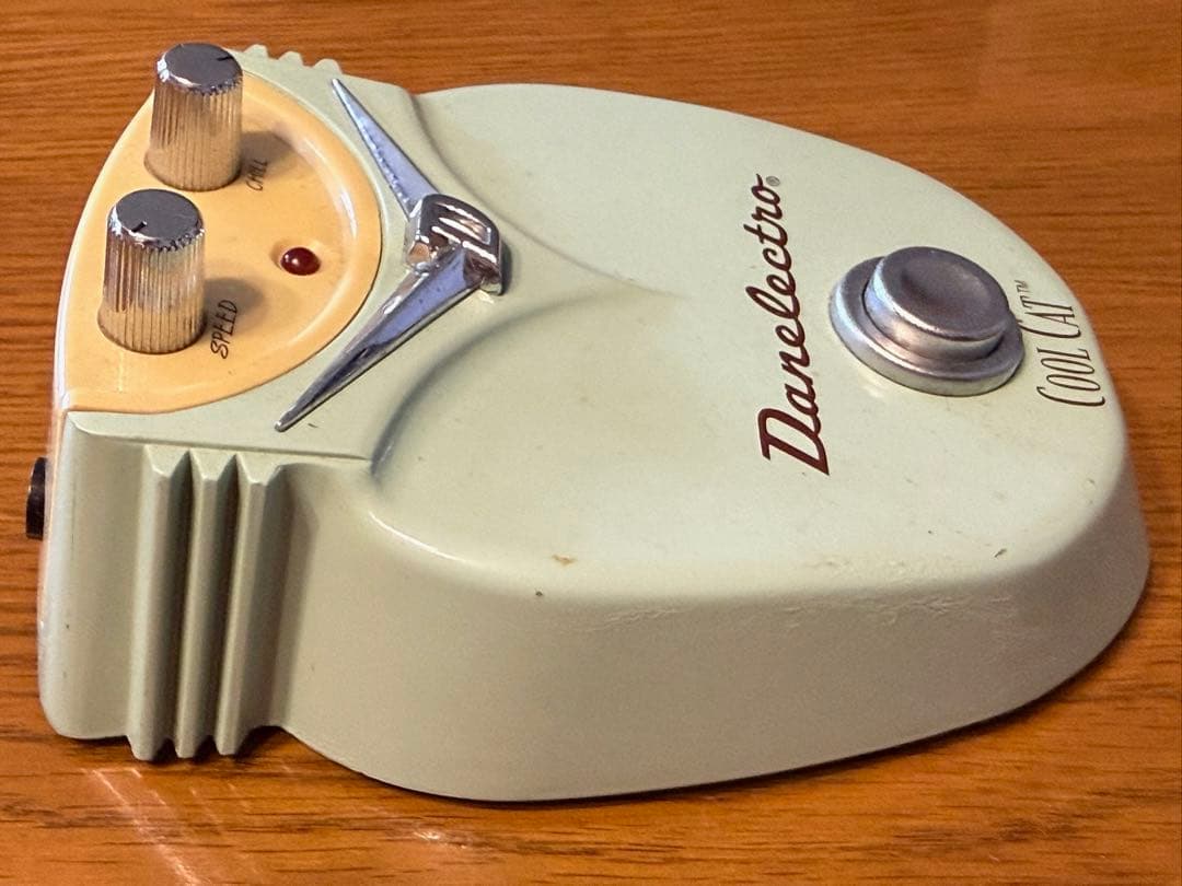 Danelectro Cool Cat Chorus 18v ACアダプタ付