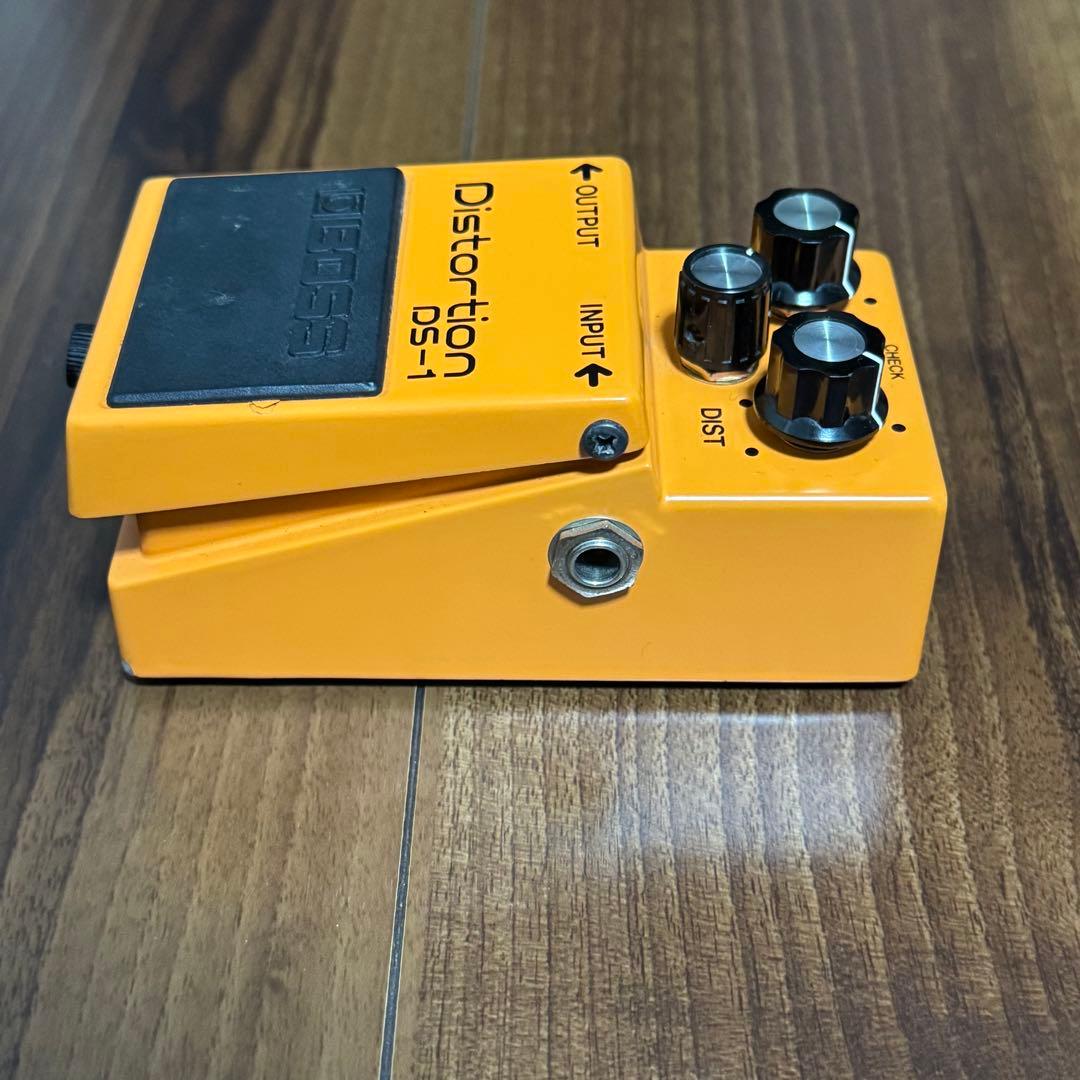 BOSS DS-1 全角ハイフン