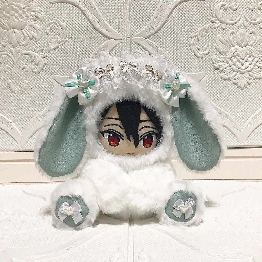 〔22〕おすわり　ぬい服　16cm 着ぐるみ　垂れ耳うさぎ　白　淡グリーン