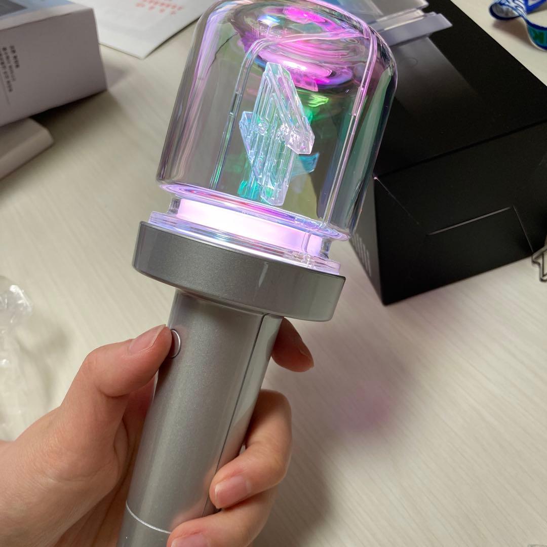 JO1 OFFICIAL LIGHT STICK Ver.1、2とストラップ