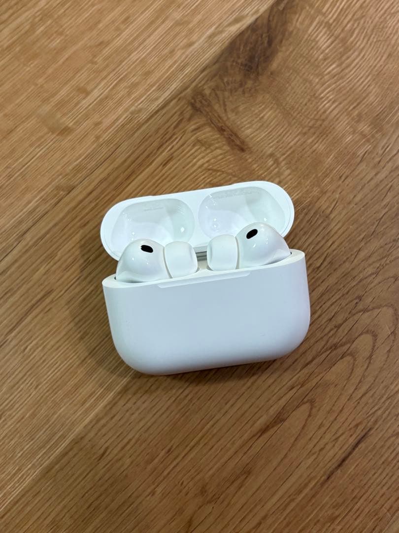 【美品】 AirPods pro3 本体 第3世代