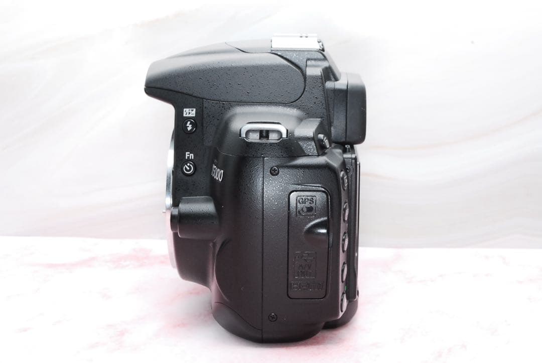 スマホ転送OK★Nikon D5000★一眼レフ★軽量&コンパクト★Wレンズ