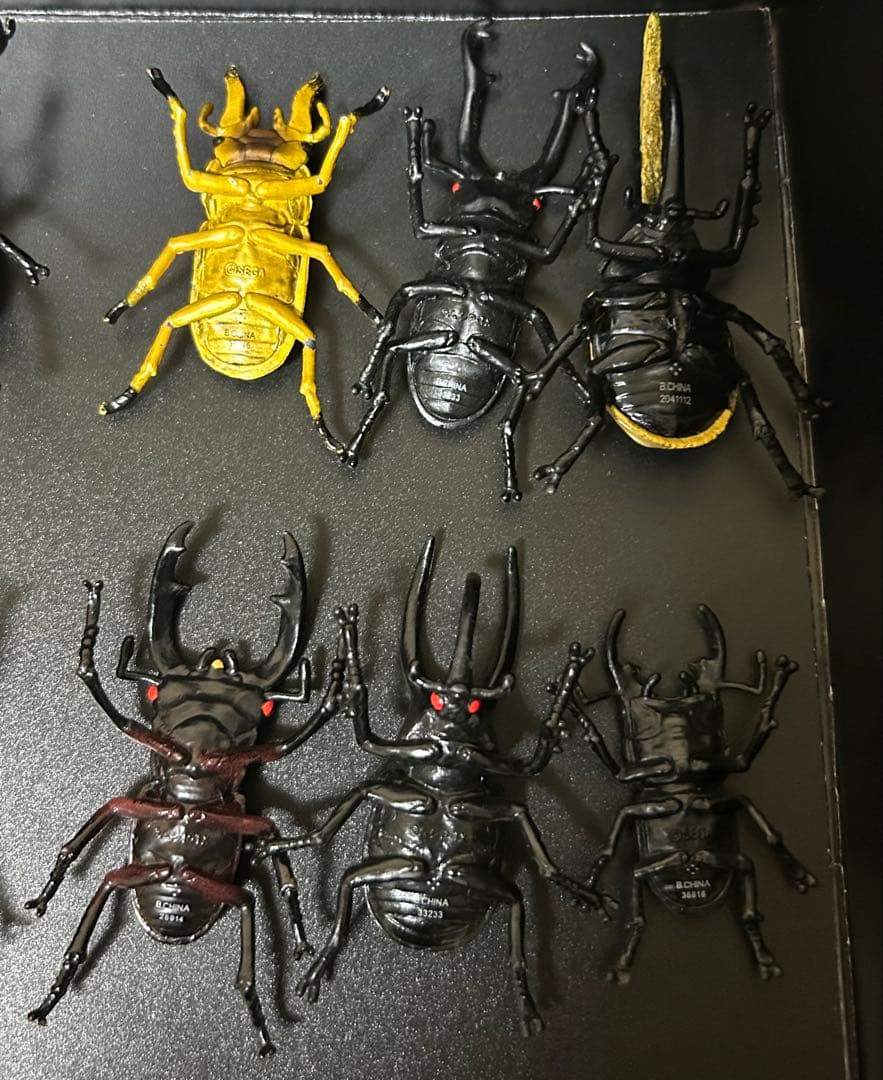 食玩 甲虫王者ムシキング 新甲虫図鑑甲虫フィギュア