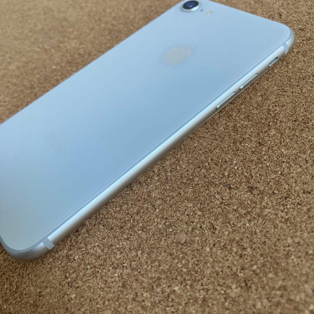 952【早い者勝ち】電池ほぼ新品☆iPhone8 64GB SIMフリー☆