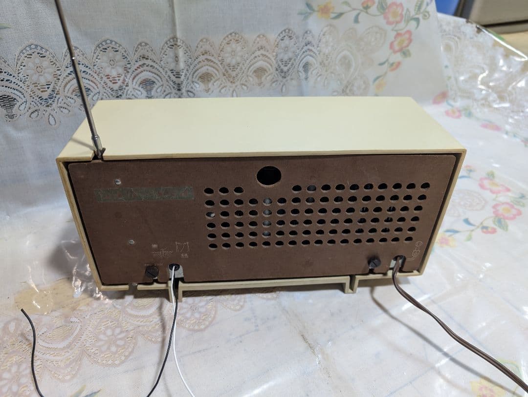 珍品　白砂電機　SILVER 昭和レトロ真空管ラジオ