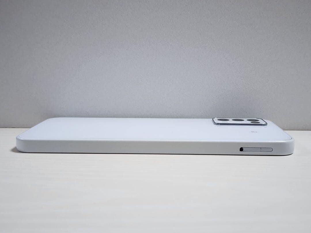 ZTE Libero 5G Ⅲ ホワイト