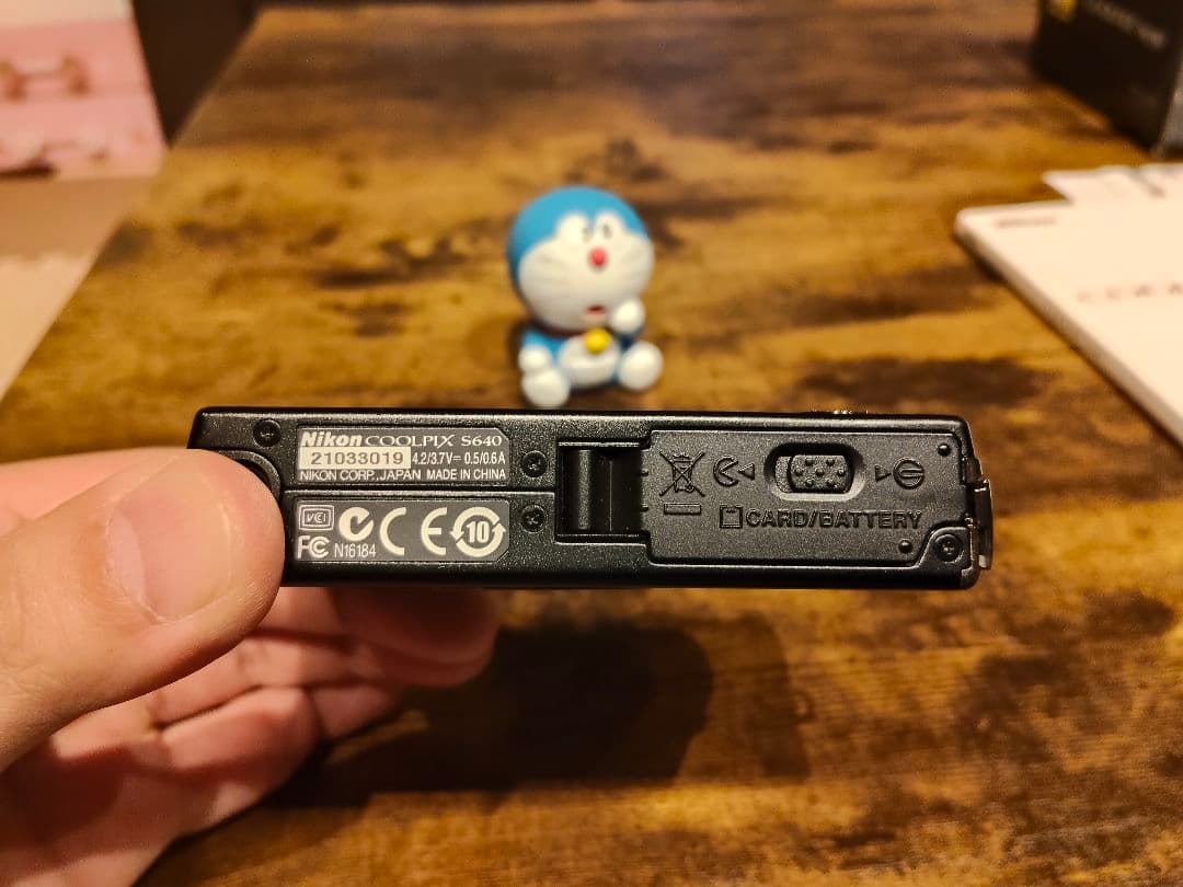 Nikon COOLPIX S640　美品　 デジカメ　箱あり　付属品あり