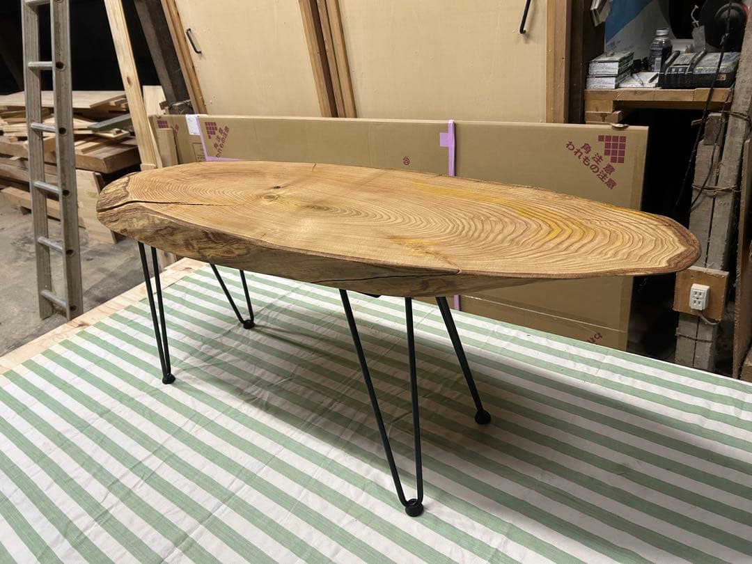 輪切りテーブル　栗の木にて製作