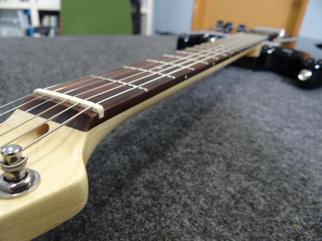 Legend Stratocaster 新品同様