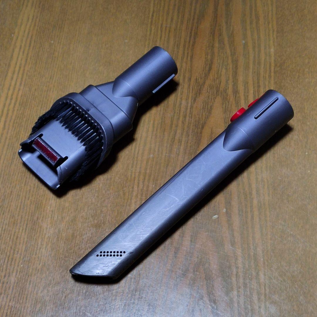 ダイソン V8 SV10掃除機＋マキタ18vアダプターセット分解清掃済み 動作品