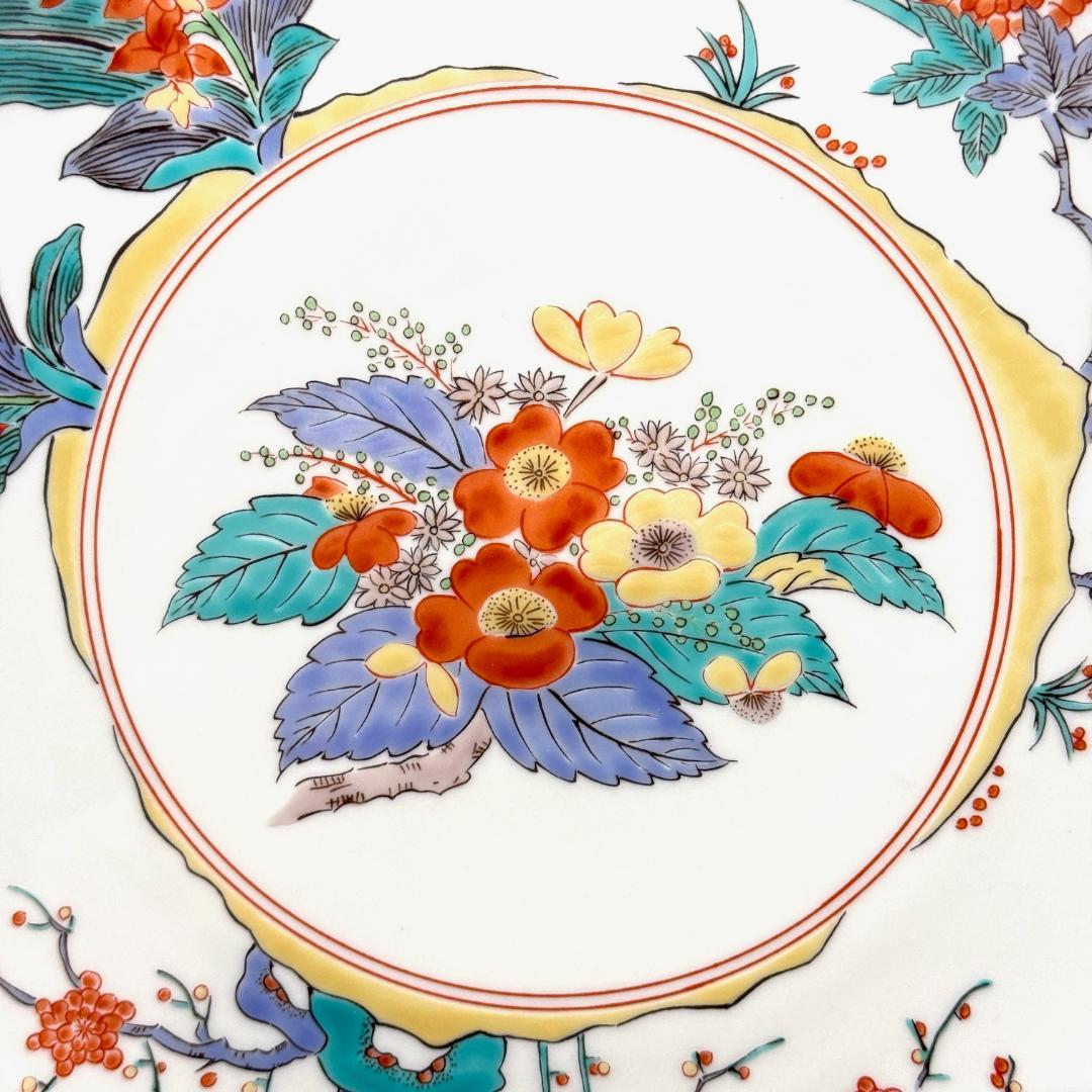 有田焼　古琳庵　色絵花文皿　直径30.5㎝　気品漂う色絵の絵付けが魅力の一枚。
